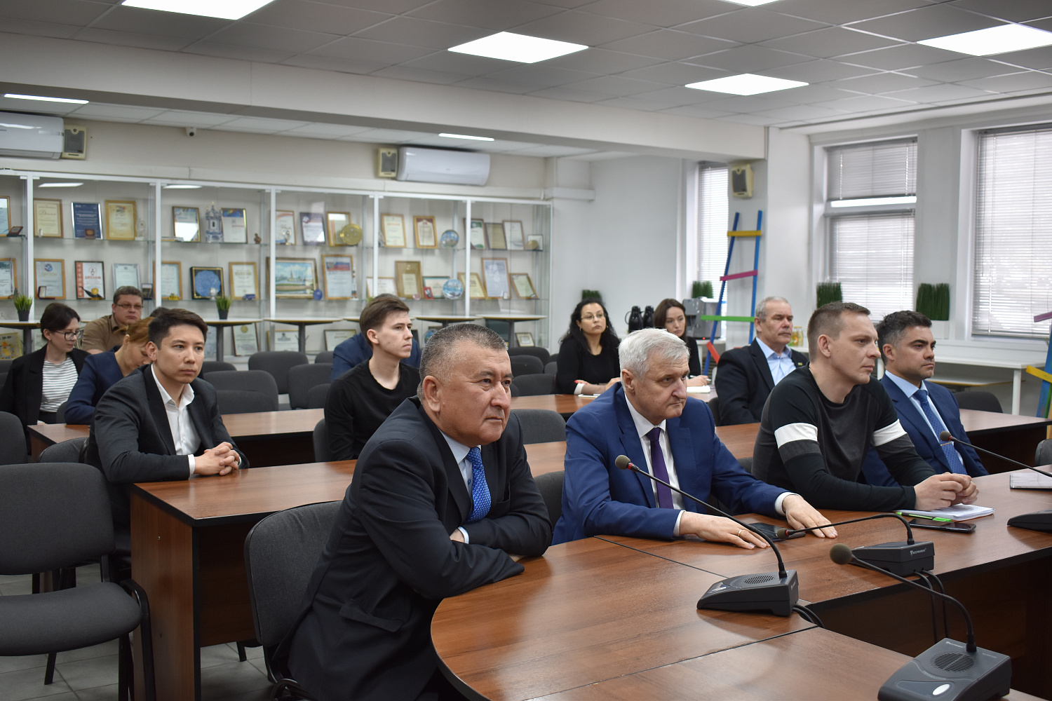 28 апреля 2022 г. в Торгово-промышленной палате Чувашской Республики состоялась встреча с Генеральным консулом Республики Узбекистан в г. Казань.
